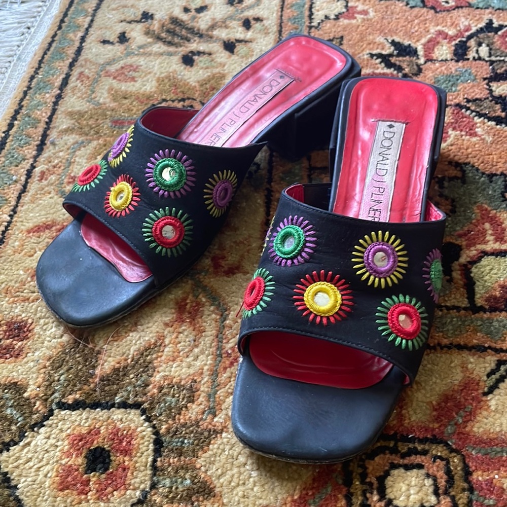 vintage Donald J Pliner funky sandals slippers sz 6.5 handmade in spain
